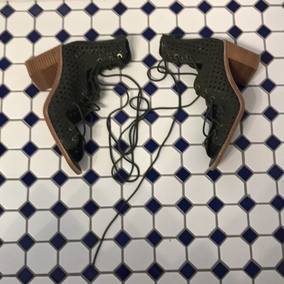 New Free People Lahaina Woven Heels Green 9 - Picture 8 of 16